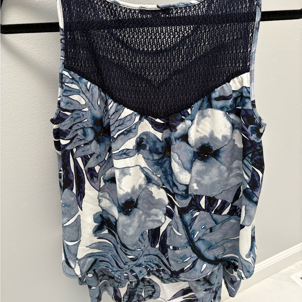 Cupio Blue and White Floral Tank Top - Picture 7 of 7